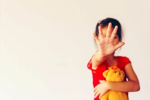 Menor fue «vendida» por sus padres para que abusen de ella