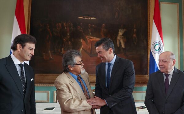 Presidente Peña entregó el Premio Nacional de Literatura 2023 - ADN Digital
