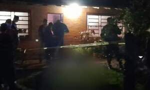 Mondaha irrumpen en una vivienda: ¡Uno fue abatido!