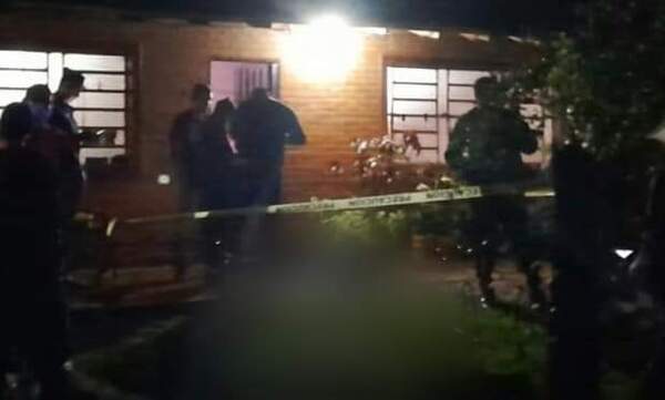 Mondaha irrumpen en una vivienda: ¡Uno fue abatido!
