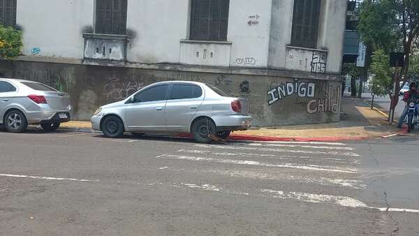 Estacionamiento tarifado: aceptan privilegio para funcionarios, mientras ciudadanía empieza a pagar - Nacionales - ABC Color