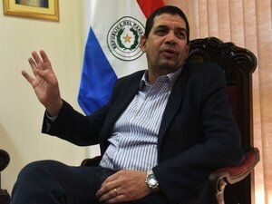 Velázquez cuestiona a Cecilia Pérez y reprueba a Centurión