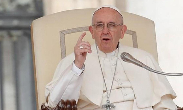 El papa Francisco aclara que a los católicos se les sigue prohibiendo unirse a la masonería