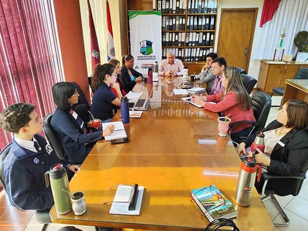 Consejo de Educación de Hernandarias discute obras a ejecutarse en 2024 con fondos del Fonacide | DIARIO PRIMERA PLANA