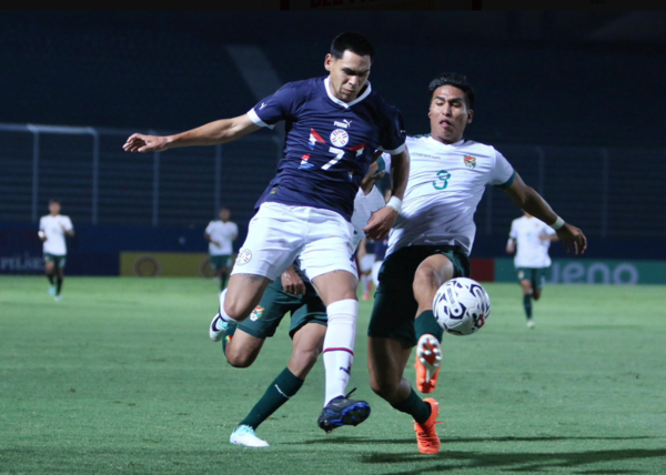 Versus / La Albirroja Sub 23 estrena el ciclo de Carlos Jara Saguier con derrota