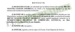 Presunto narco vinculado a un cargamento de 3 toneladas de cocaína seguirá en prisión