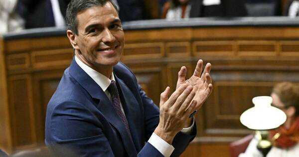 La Nación / Pedro Sánchez fue reelegido presidente de España