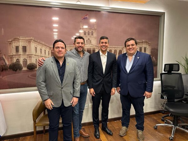 Diario HOY | En política se debe ser café o leche, dice diputado que se sumó al oficialismo