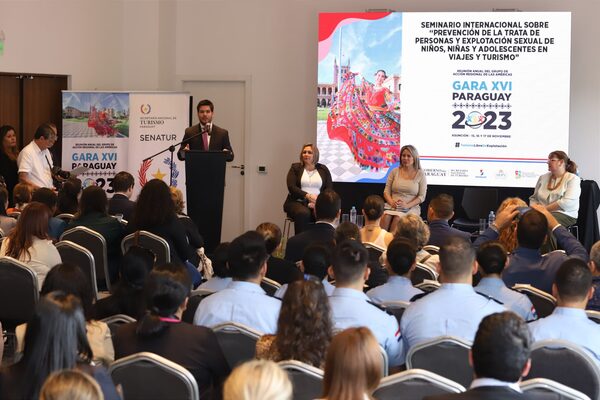 Abordan acciones para prevenir la explotación sexual y la trata de personas en el turismo - .::Agencia IP::.
