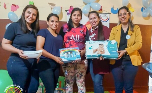 CDE: Capacitan a madres y embarazadas de escasos recursos