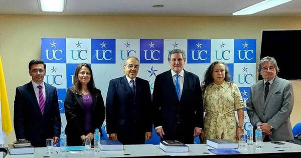 La Nación / “Chicanero” de la justicia defendió su tesis doctoral ante magistrados