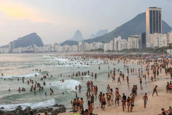 El Gobierno de Brasil pide a las aerolíneas reducir el precio de los billetes - Viajes - ABC Color
