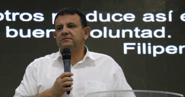 El narcopastor José Insfrán se entrega y acusa al cartismo de perseguirlo