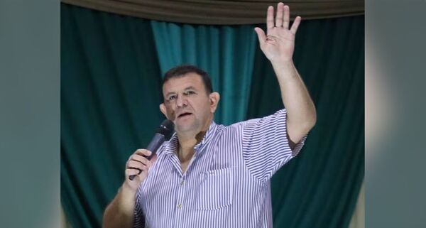 Diario HOY | El pastor y su abogado Lobo: cómo siendo un "común", amasó US$ 30 millones