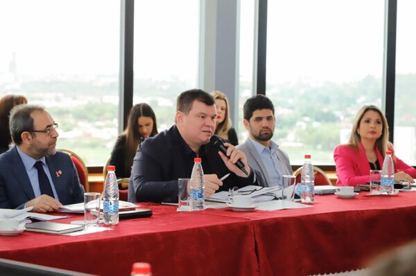 En Aduanas, CBI detectó ingreso irregular de particulares al sistema de liquidación y exportación - ADN Digital