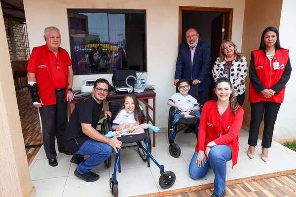 Itaipu entrega respirador a niños con atrofia muscular en Pdte. Franco - La Clave