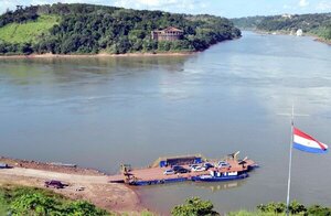Rehabilitan servicio de balsa entre Franco y Puerto Yguazú - ADN Digital