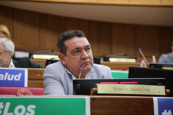 Pedro Santa Cruz: «Jueces y fiscales son amenazados hasta de muerte»