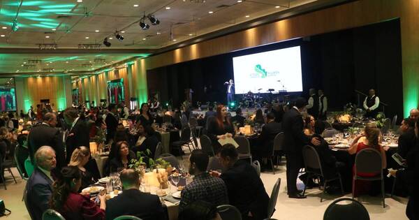La Nación / A Todo Pulmón celebró compromiso ambiental en tradicional cena de gala