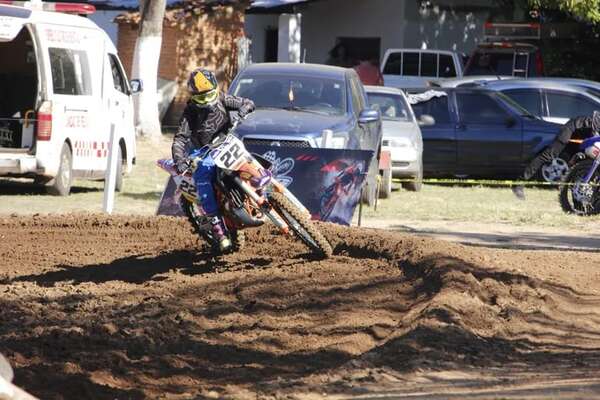Jornada de motocross retorna a Villeta - ABC Motor 360 - ABC Color