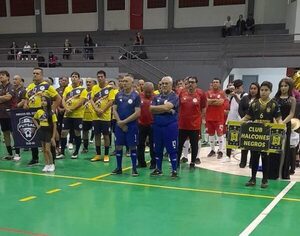 Gran torneo de ex estrellas del salón se juega en el Este