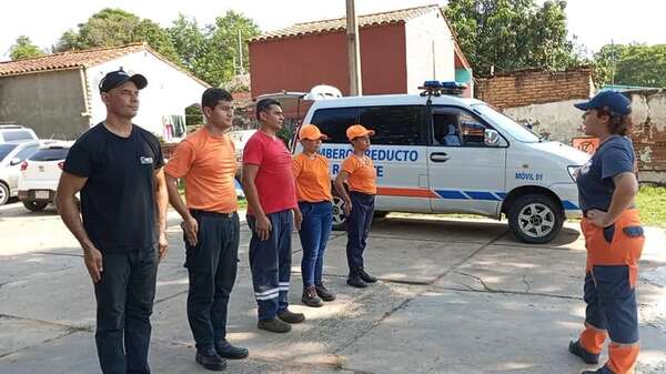 Bomberos de Reducto venden rifas, y hacen polladas para salvar vidas - Nacionales - ABC Color