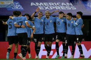 Versus / ¡Uruguay dio el golpe y vence a Argentina en Buenos Aires!