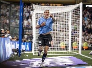 Uruguay gana a Argentina en La Bombonera | OnLivePy