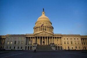 Cámara Baja de EEUU suspende sesión ante alerta en el Capitolio
