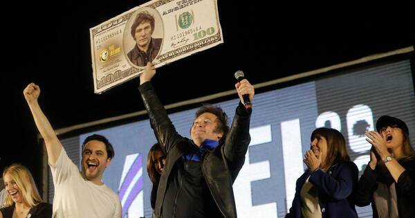 La Nación / Massa y Milei cierran campaña en escenario de empate técnico