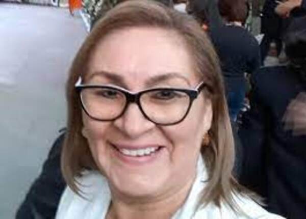Corte suspende a abogada y su hijo por chicaneros