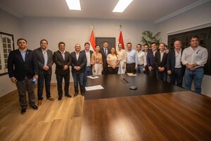Autoridades firman convenio de cooperación con las gobernaciones para impulsar mejoramiento vial 