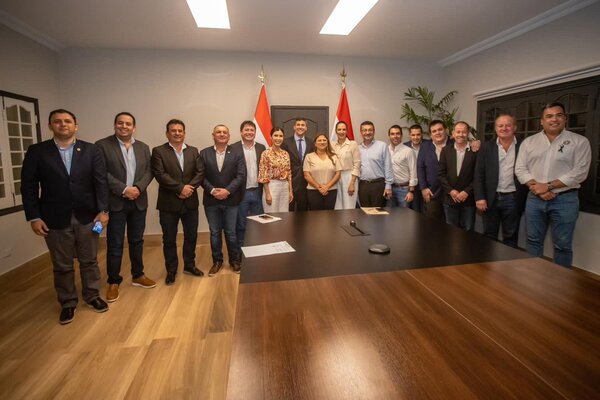 Autoridades firman convenio de cooperación con las gobernaciones para impulsar mejoramiento vial