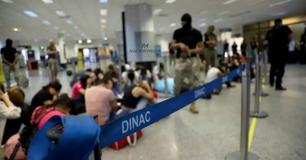 La Nación / Simulacro en el aeropuerto - OJO Galería
