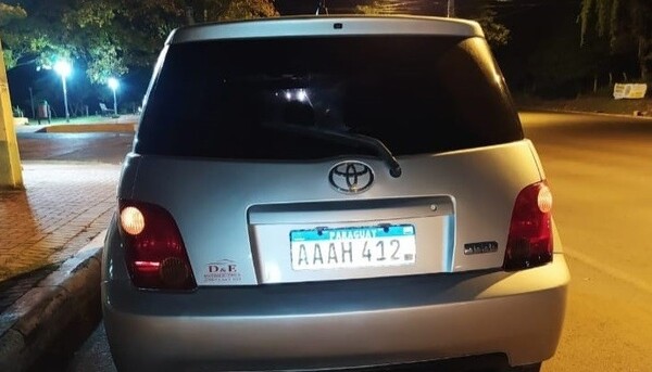 Diario HOY | A punta de pistola, roban vehículo y celular a conductora de Bolt