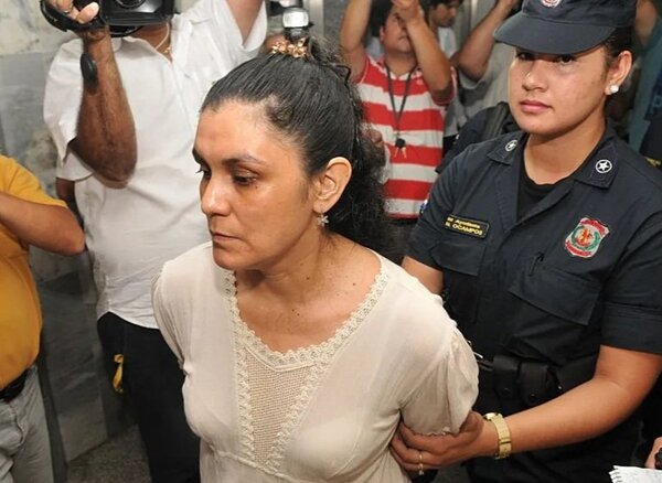Carmen Villalba probablemente continúa dirigiendo el grupo criminal desde el Buen Pastor, según fiscal · Radio Monumental 1080 AM