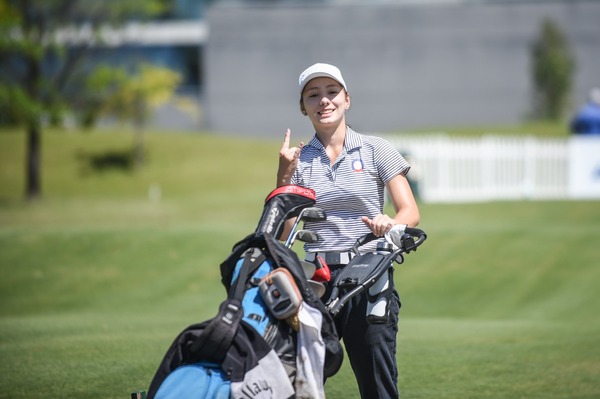 Mejora producción de golfistas juveniles paraguayas - La Tribuna