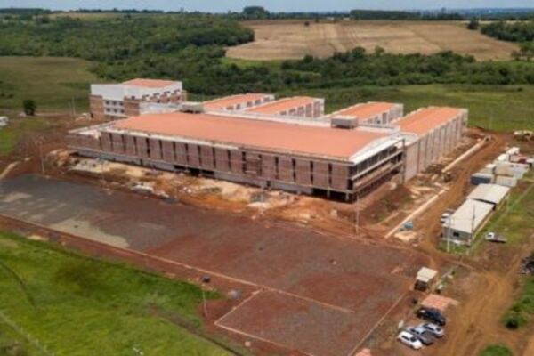 Gran Hospital del Sur registra un 54,3% de avance