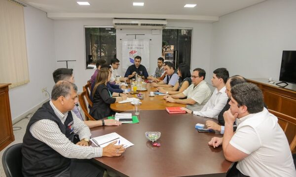 Avanza planificación para implementar los Centros Cívicos