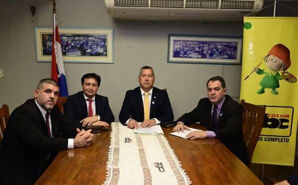 Presentan denuncia penal por posible “conducta conducente a la quiebra” en Copaco - Economía - ABC Color