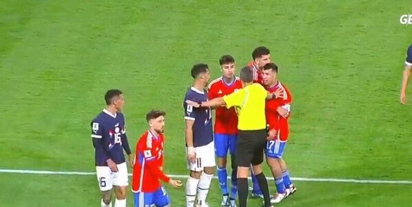 Versus / ¡Mucha tensión! El encontronazo entre Matías Rojas y Gary Medel