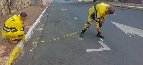 Parxin comienza a parcelar las calles, mientras siguen las quejas ciudadanas contra el Estacionamiento Tarifado - La Tribuna