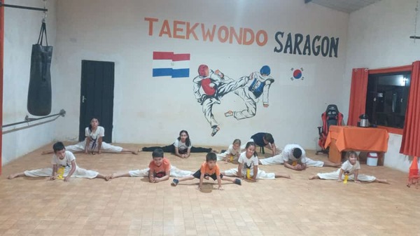 Academia de Taekwondo Saragon, cuenta con reconocimiento de la SND - Noticiero Paraguay