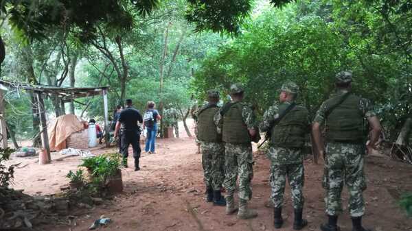 Restos hallados en arroyo Lambaré podrían ser del militar desaparecido - trece