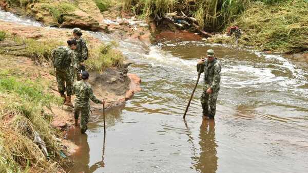 Forenses analizarán restos de piel hallados en arroyo Lambaré