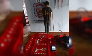 Capturan a un niño por intentar hurtar en una peluquería