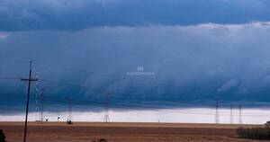 La Nación / Aviso meteorológico: anuncian vientos con más de 120 km/h por ingreso de sistema de tormentas