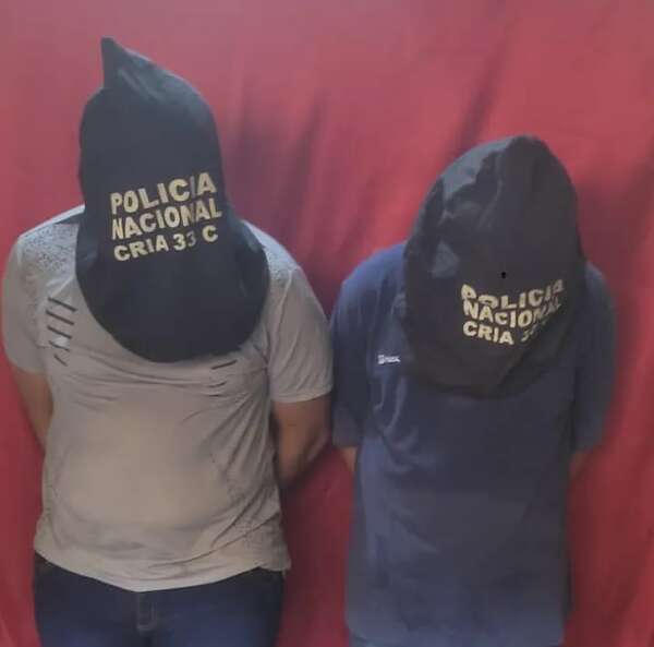 Un militar y su cómplice fueron aprehendidos tras robar una estación de servicios en Guarambaré - Policiales - ABC Color