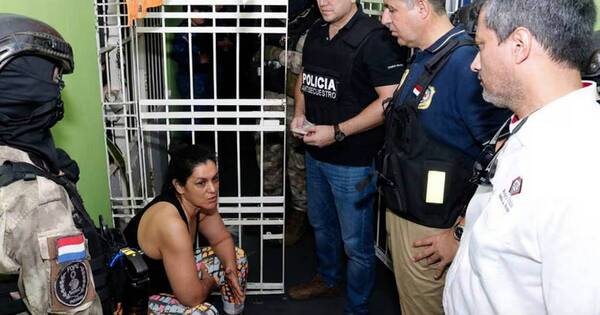 La Nación / Carmen Villalba seguiría liderando el EPP, afirman