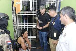 Carmen Villalba dirige el EPP desde el Buen Pastor  - Policiales - ABC Color